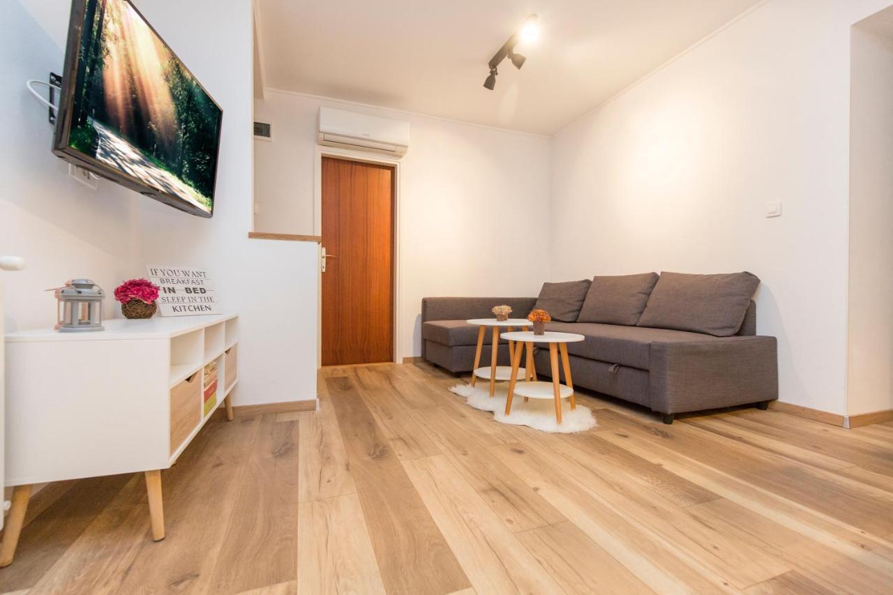 Apartman Alberti Лабин Екстер'єр фото